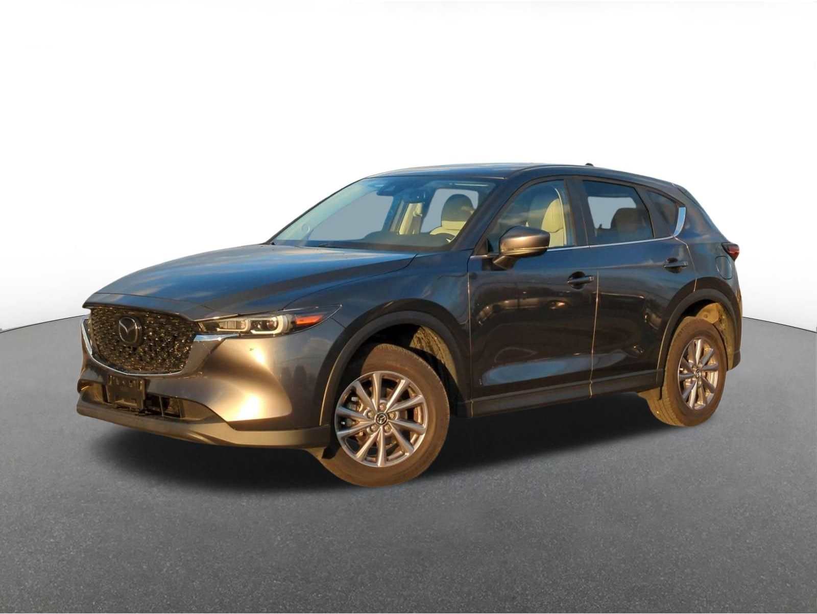 2023 Mazda CX-5 S Preferred package's photo
