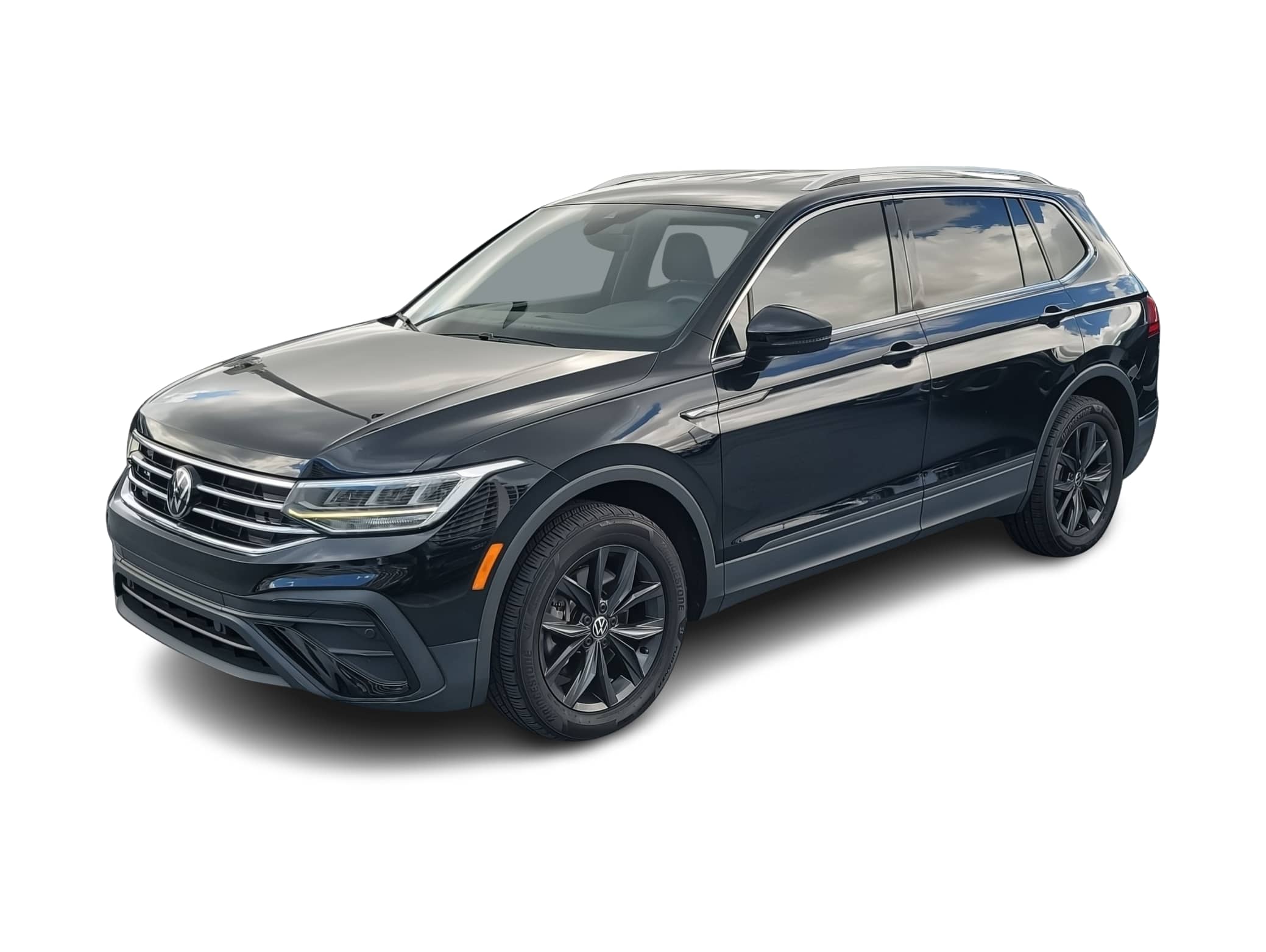 Thumbnail: 2024 Volkswagen Tiguan - 1