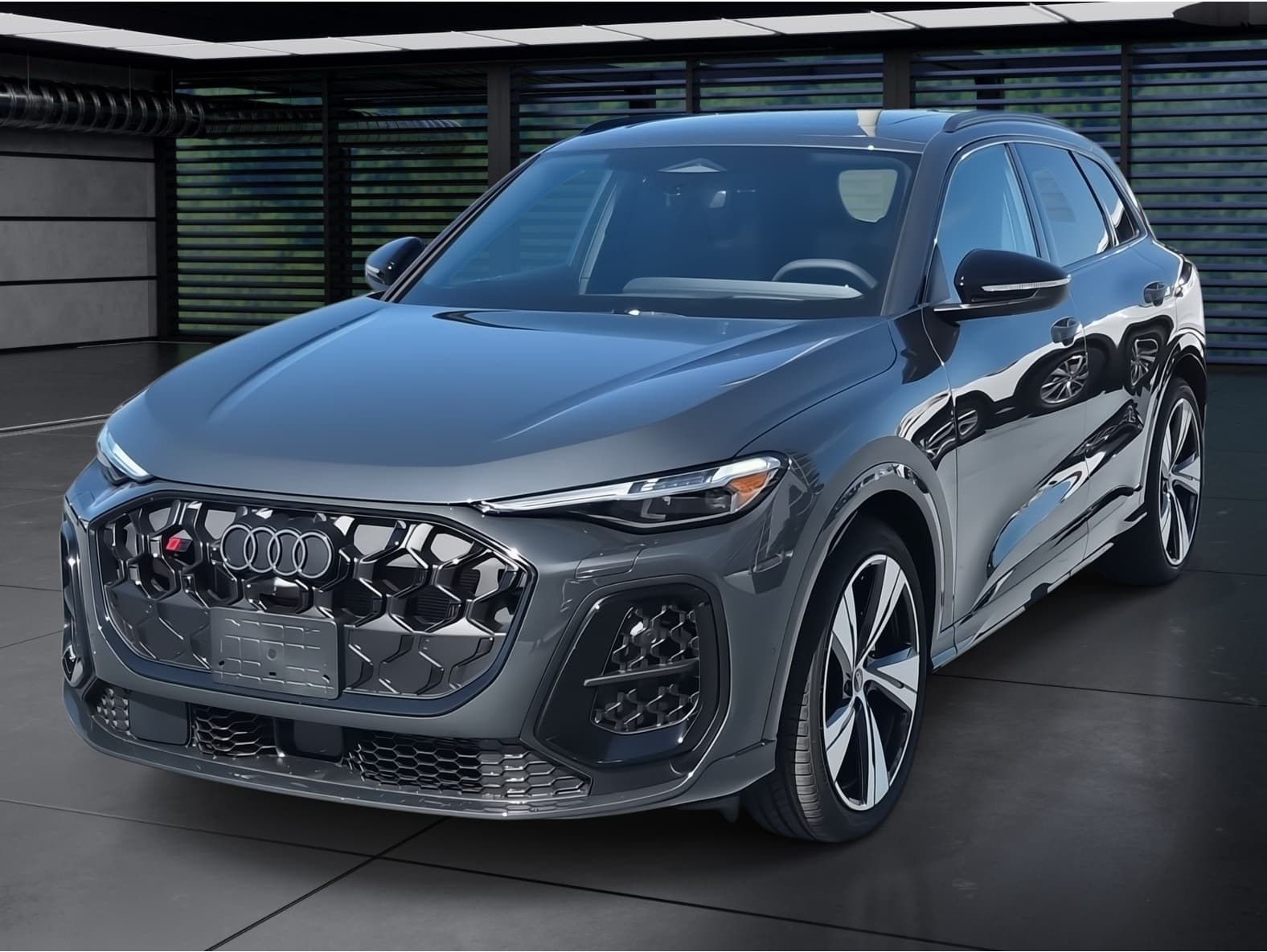 2025 Audi New SQ5 Premium Plus's photo