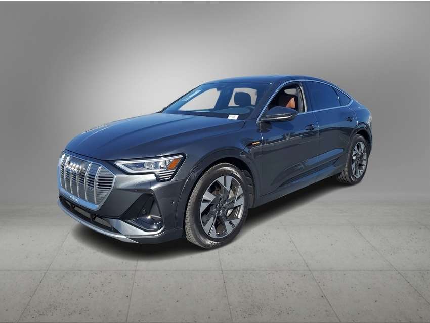 2023 Audi e-tron Sportback Premium Plus's photo