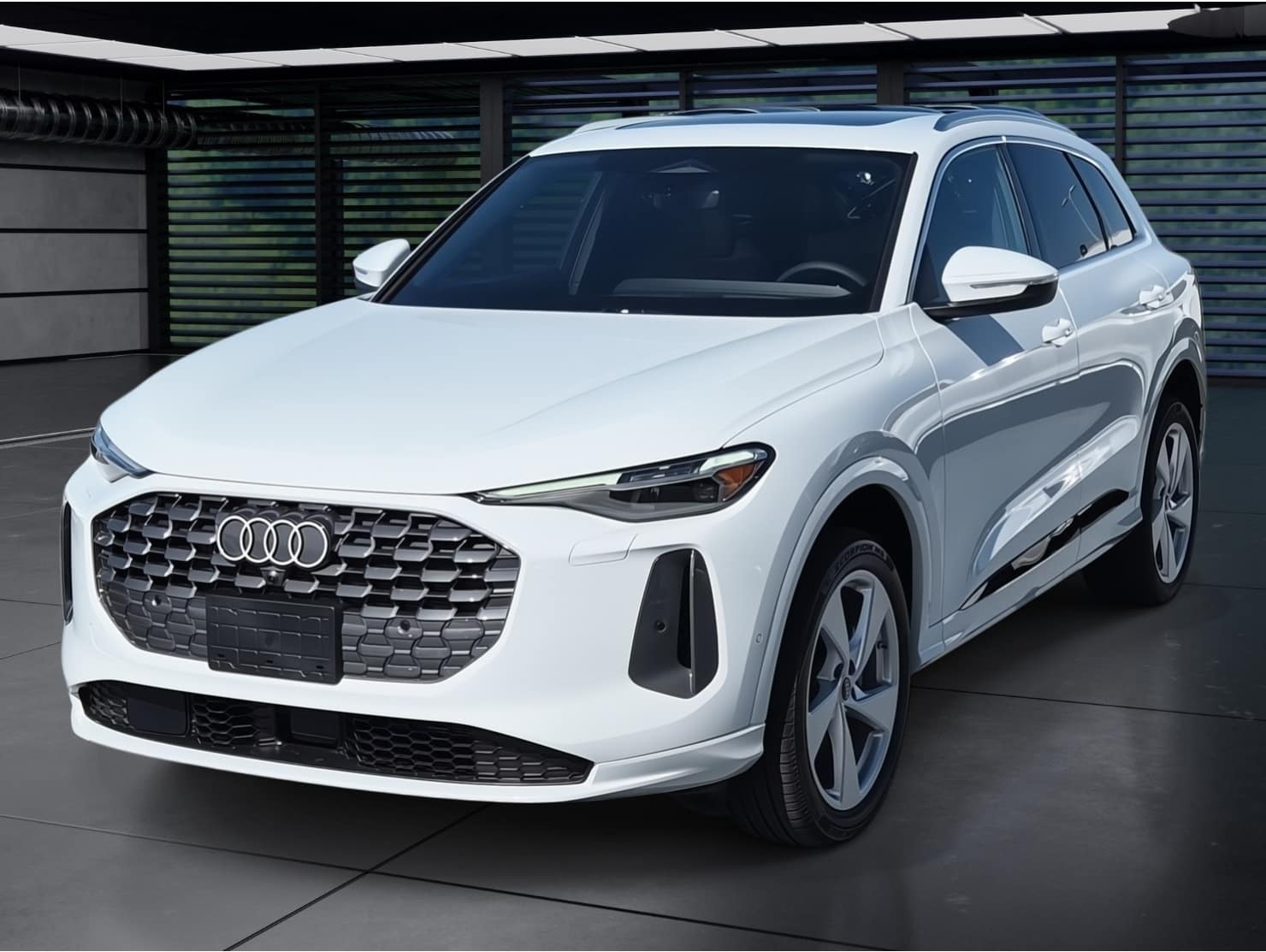 2025 Audi New Q5 Premium Plus's photo