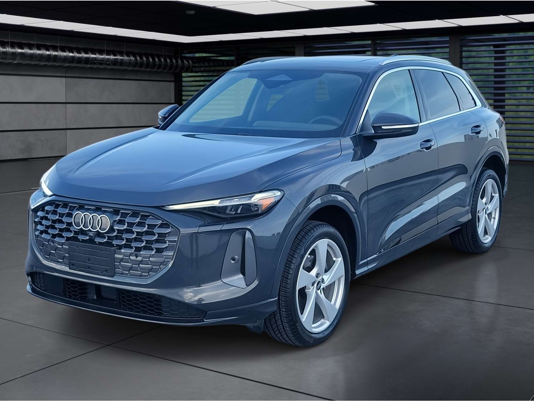 2025 Audi New Q5 Premium Plus's photo