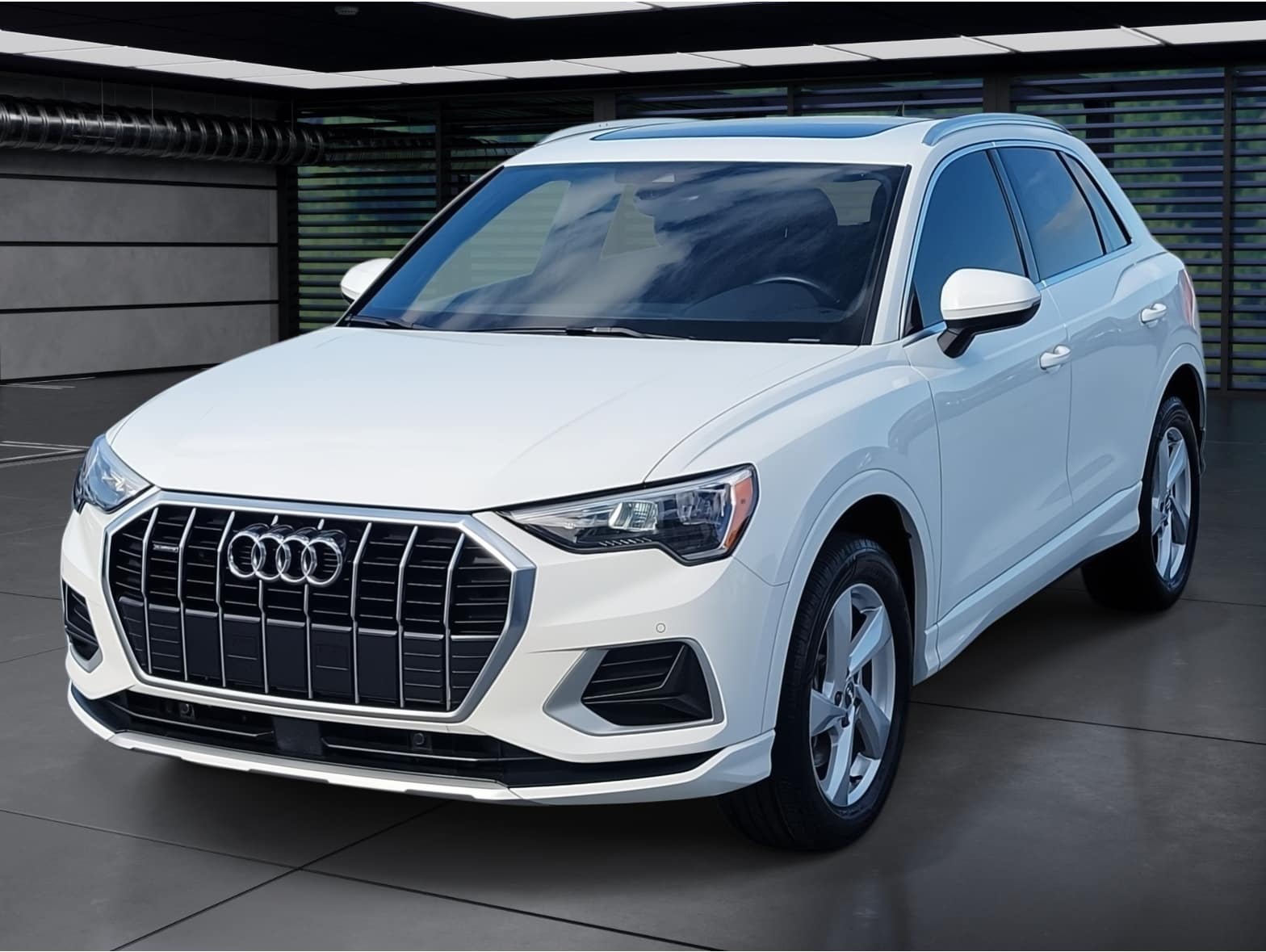 2020 Audi Q3 Premium's photo
