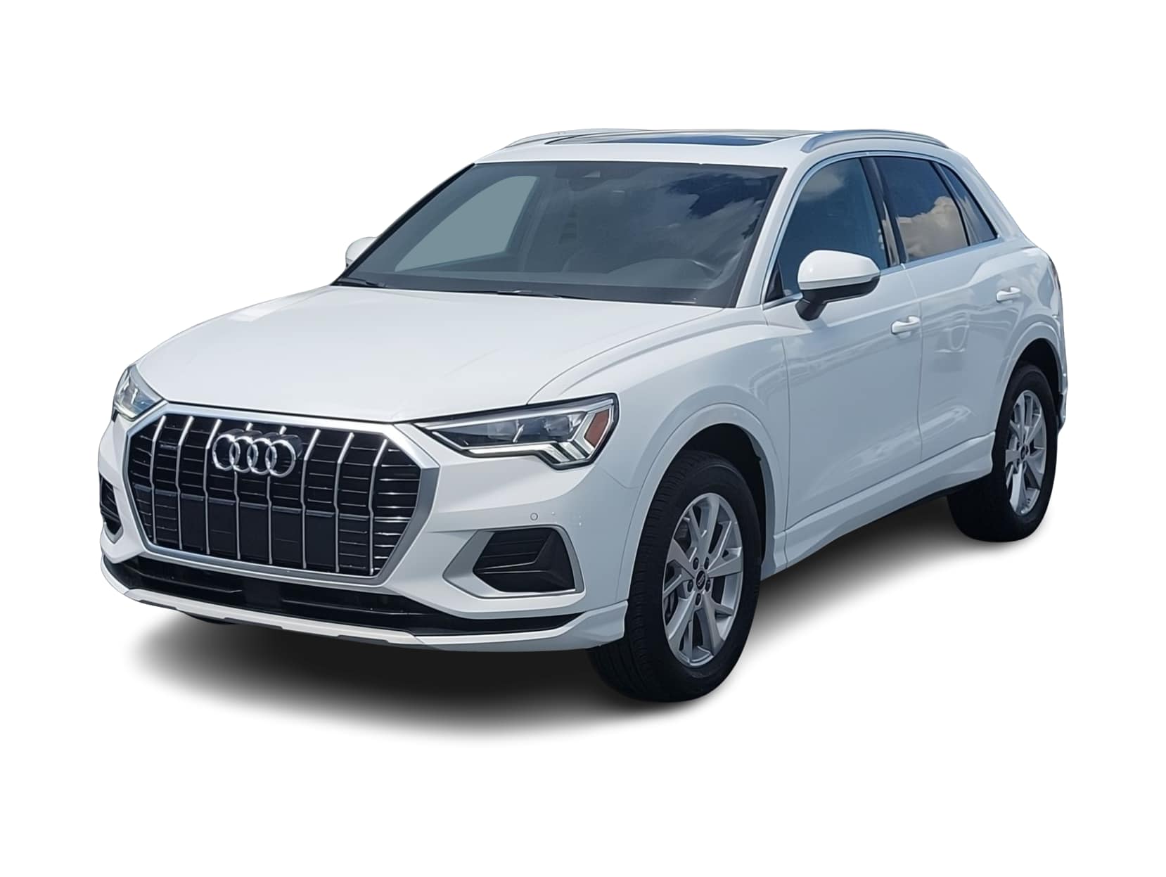 Thumbnail: 2024 Audi Q3 - 1