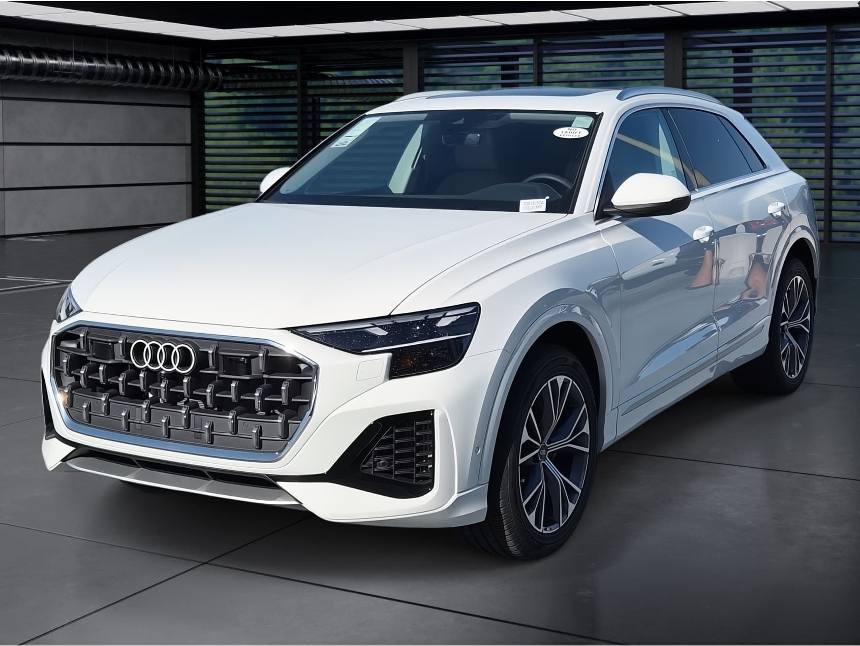 2025 Audi Q8 Premium's photo