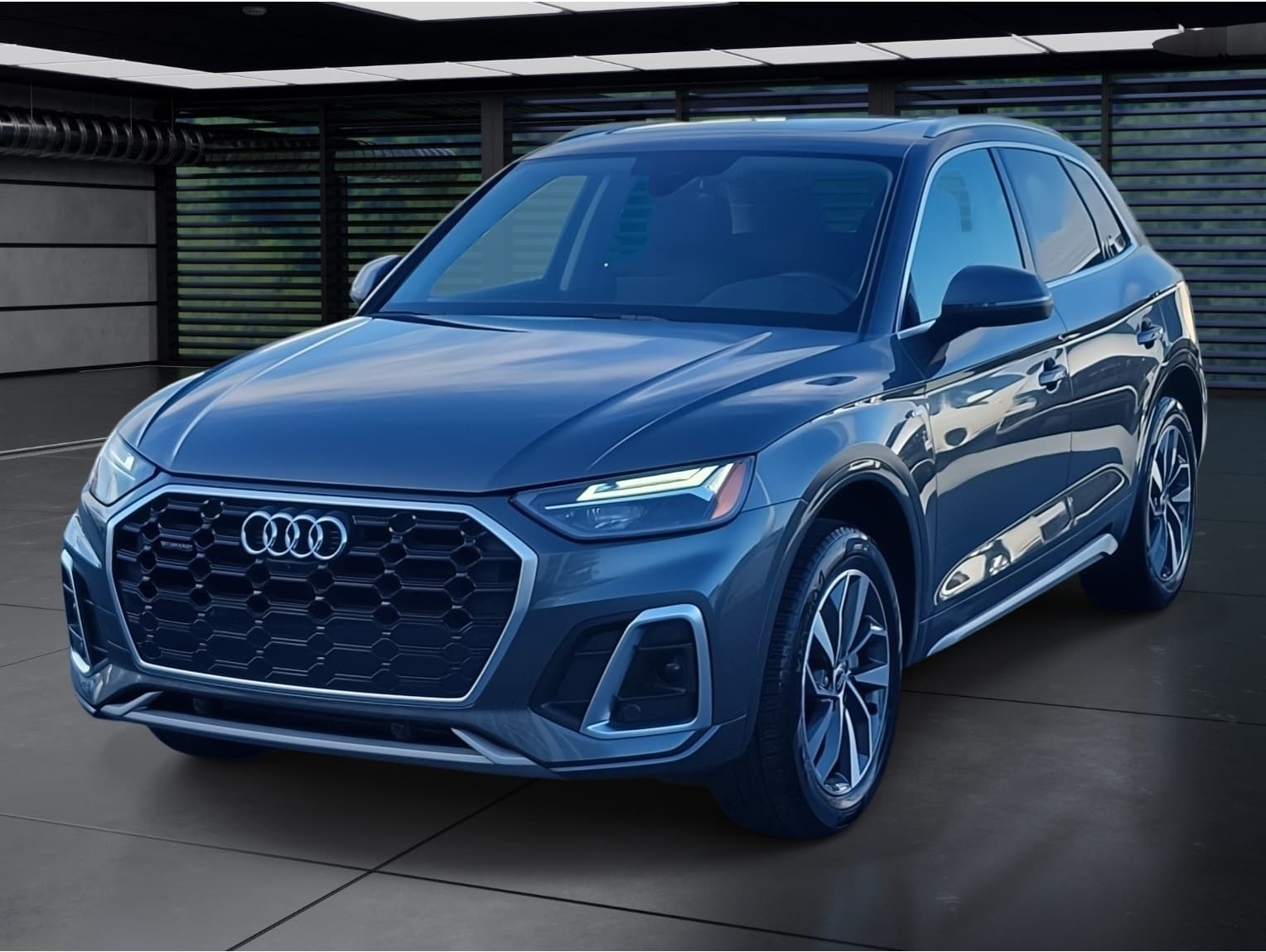 2022 Audi Q5 Premium Plus's photo
