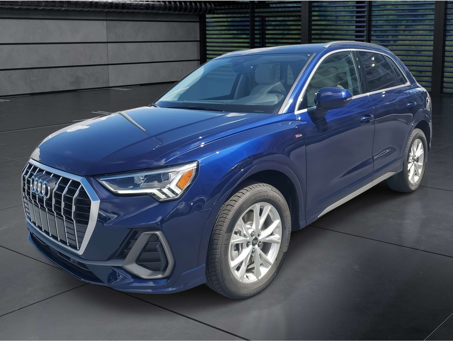 2025 Audi Q3 S Line Premium Plus's photo