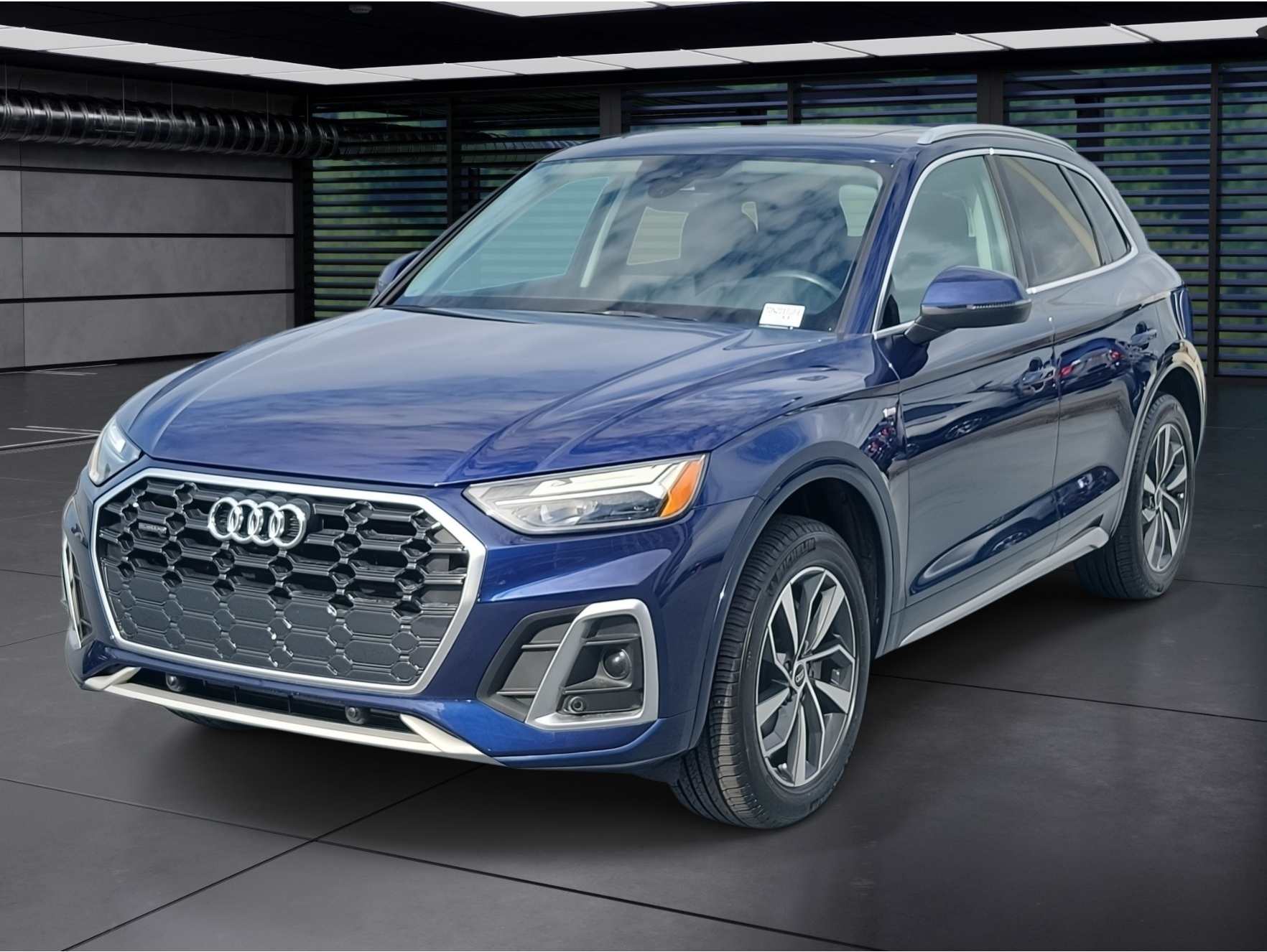 2022 Audi Q5 Premium's photo