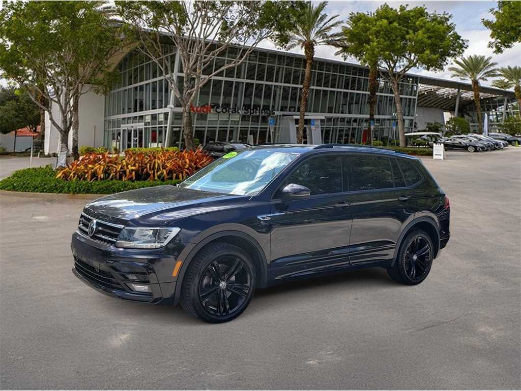 2019 Volkswagen Tiguan SEL R-Line's photo