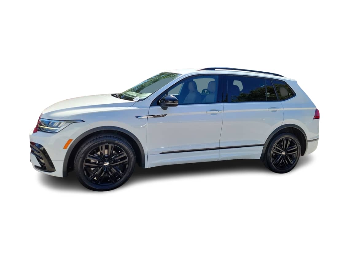 Thumbnail: 2022 Volkswagen Tiguan - 1