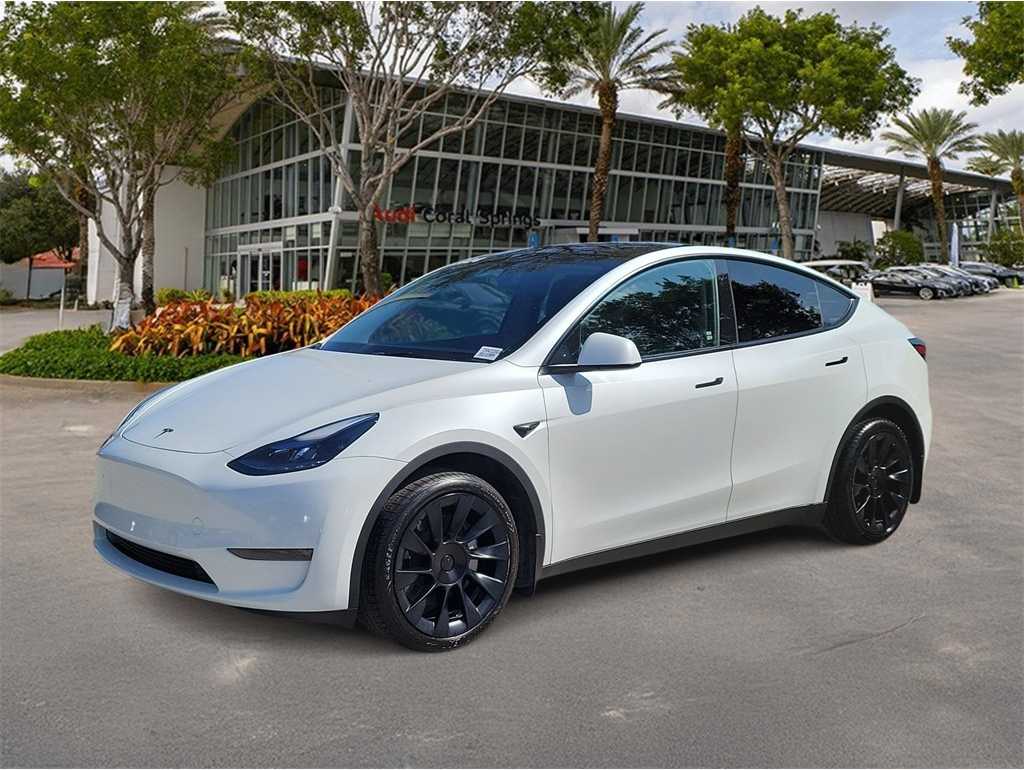 2024 Tesla Model Y Long Range
