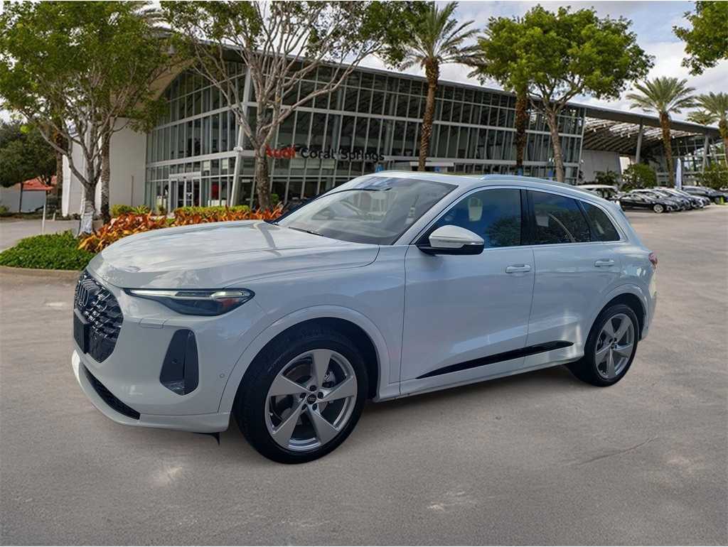 2025 Audi New Q5 Prestige's photo