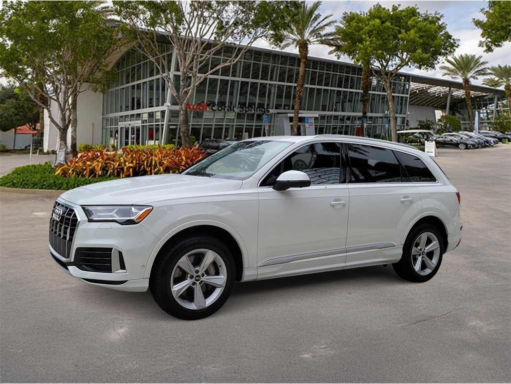 2022 Audi Q7 Premium's photo