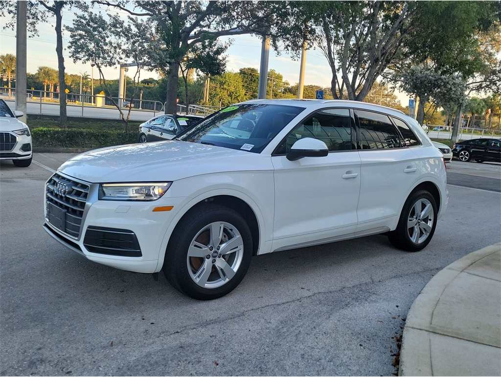 2018 Audi Q5 Premium's photo