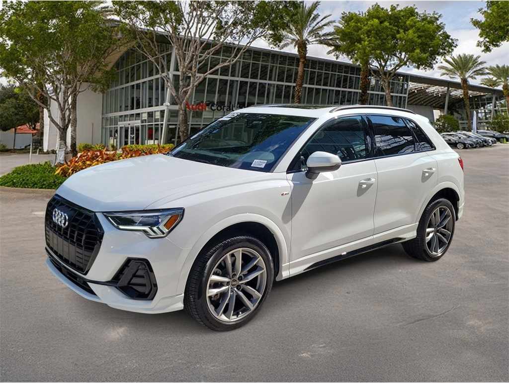 2025 Audi Q3 S Line Premium