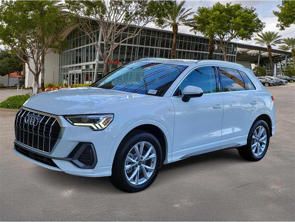 2025 Audi Q3 S Line Premium