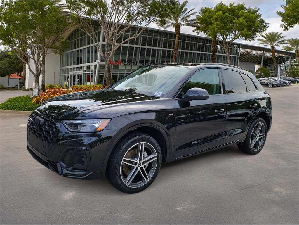 2023 Audi Q5 Premium Plus's photo