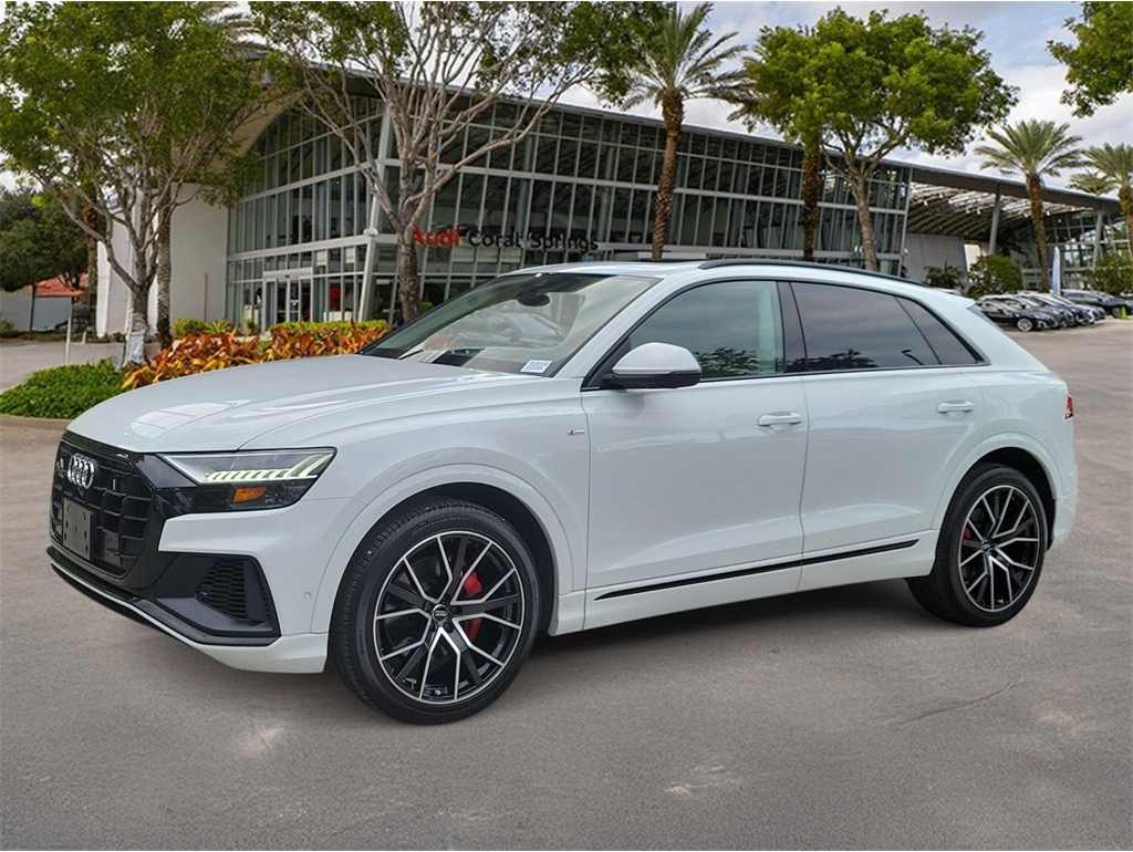 2020 Audi Q8 Prestige's photo