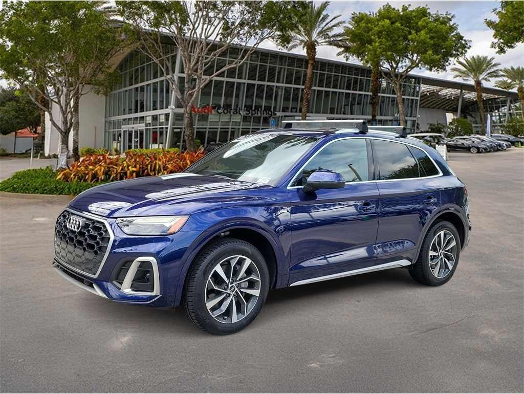 2022 Audi Q5 Premium's photo