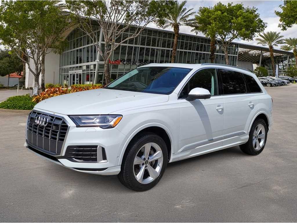 2023 Audi Q7 Premium Plus