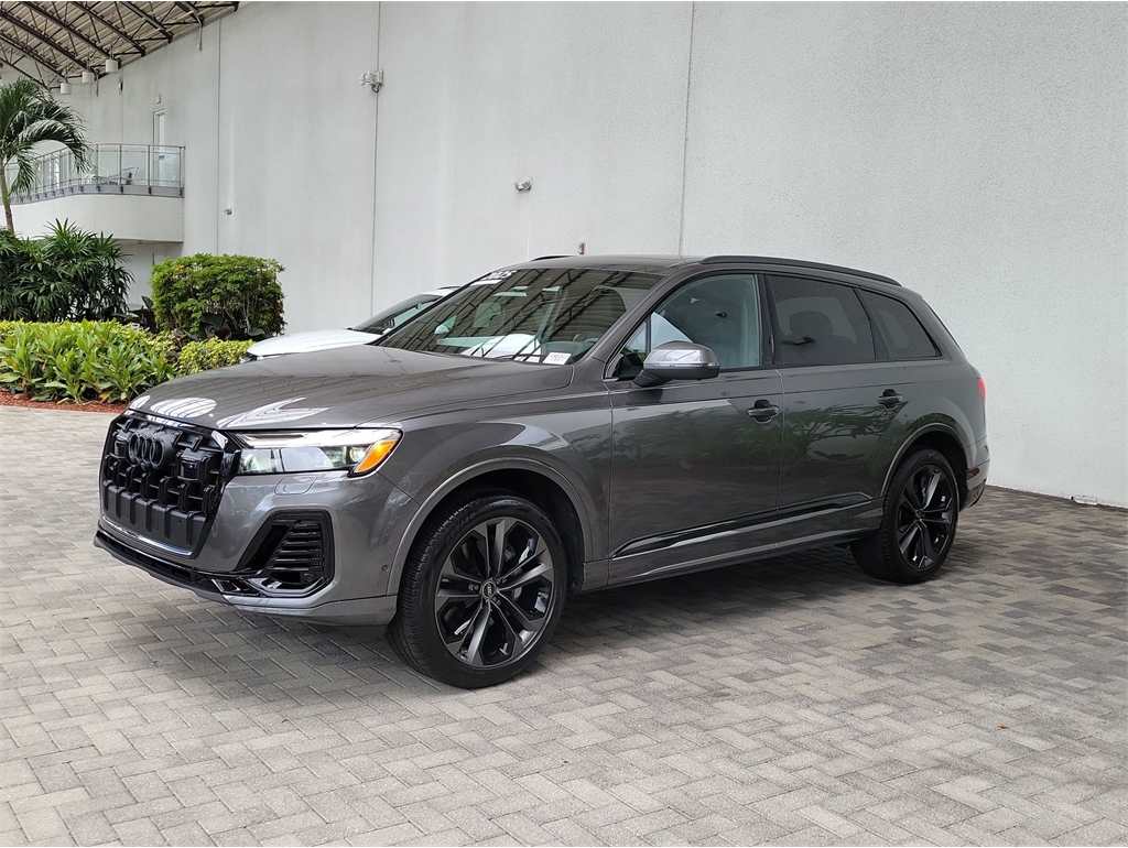 2025 Audi Q7 Premium Plus's photo