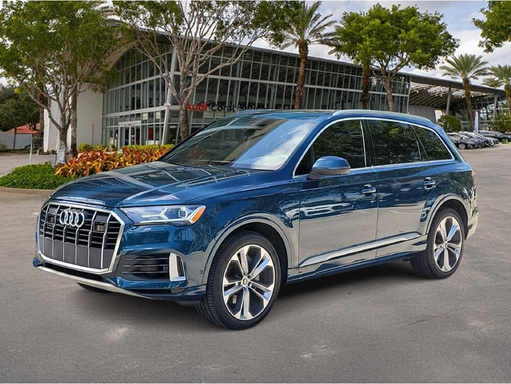 2022 Audi Q7 Premium Plus