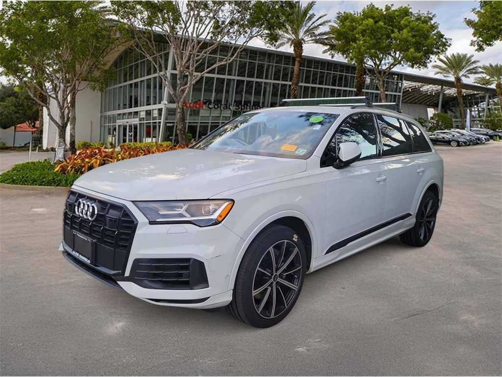2022 Audi Q7 Premium Plus's photo