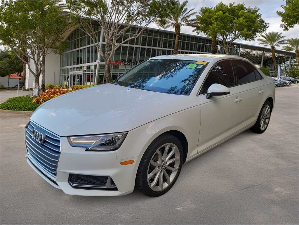 2019 Audi A4 Premium's photo
