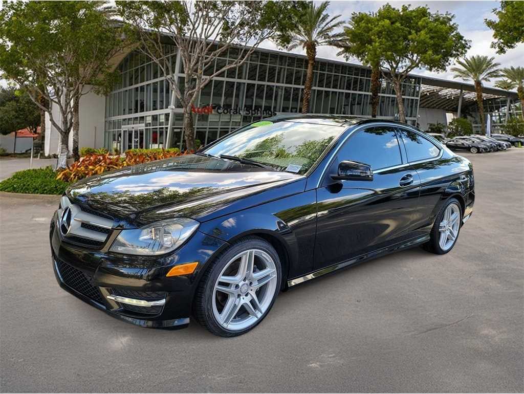 2013 Mercedes-Benz C-Class C250 Sport's photo