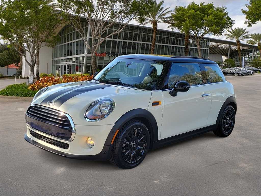 2018 MINI Cooper Base