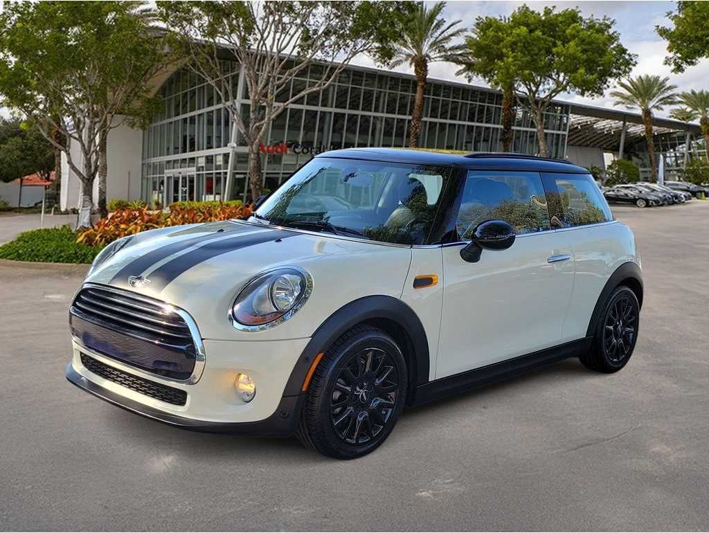 2018 MINI Cooper Base
