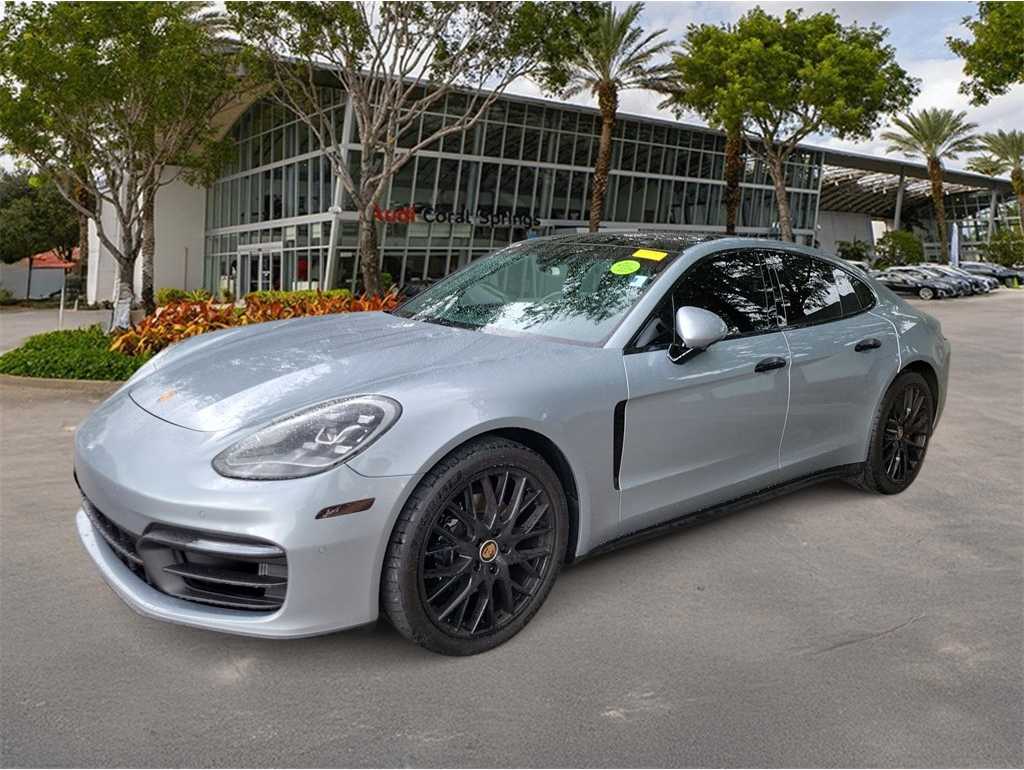 2021 Porsche Panamera Base's photo
