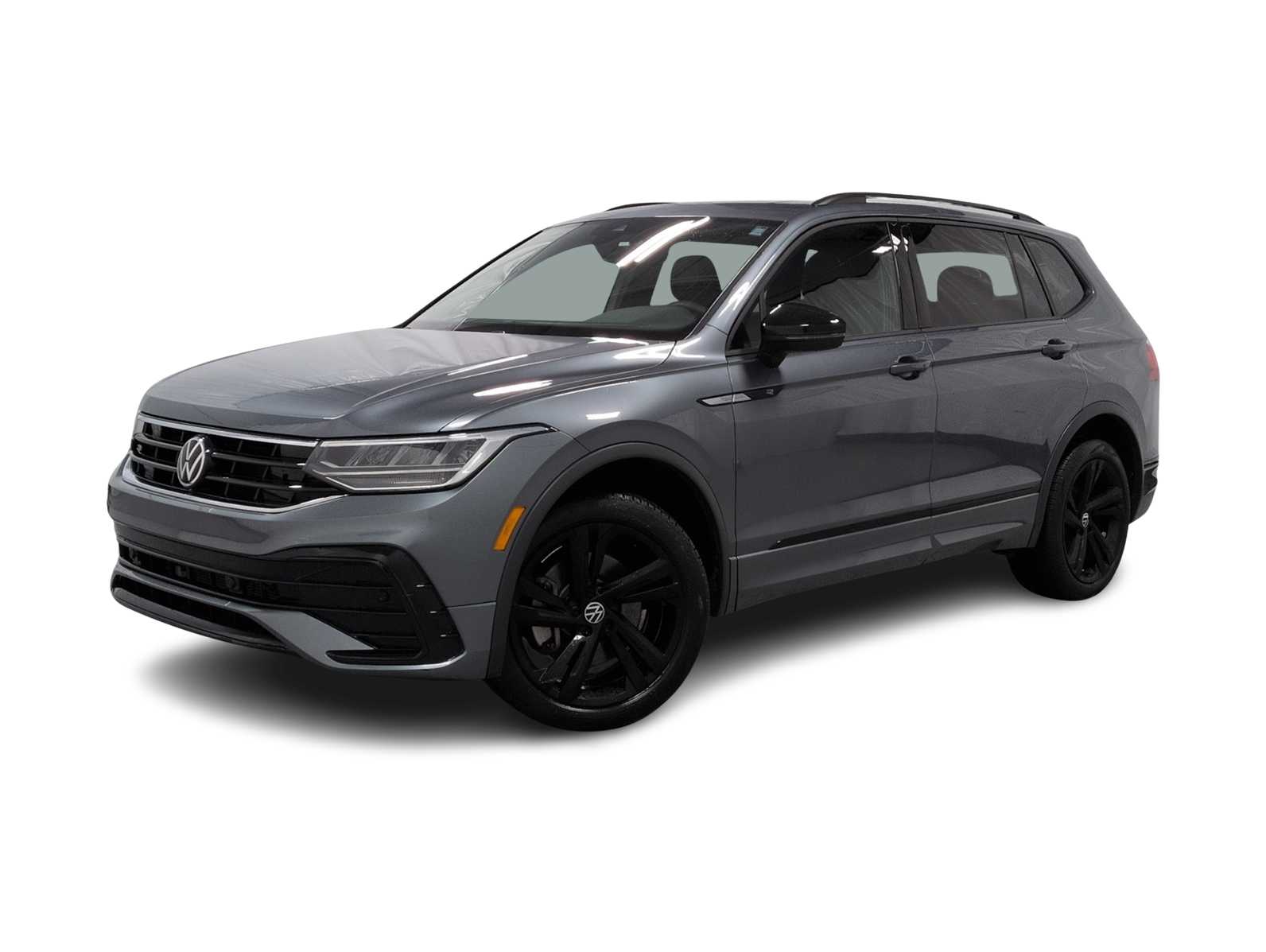 Thumbnail: 2023 Volkswagen Tiguan - 1