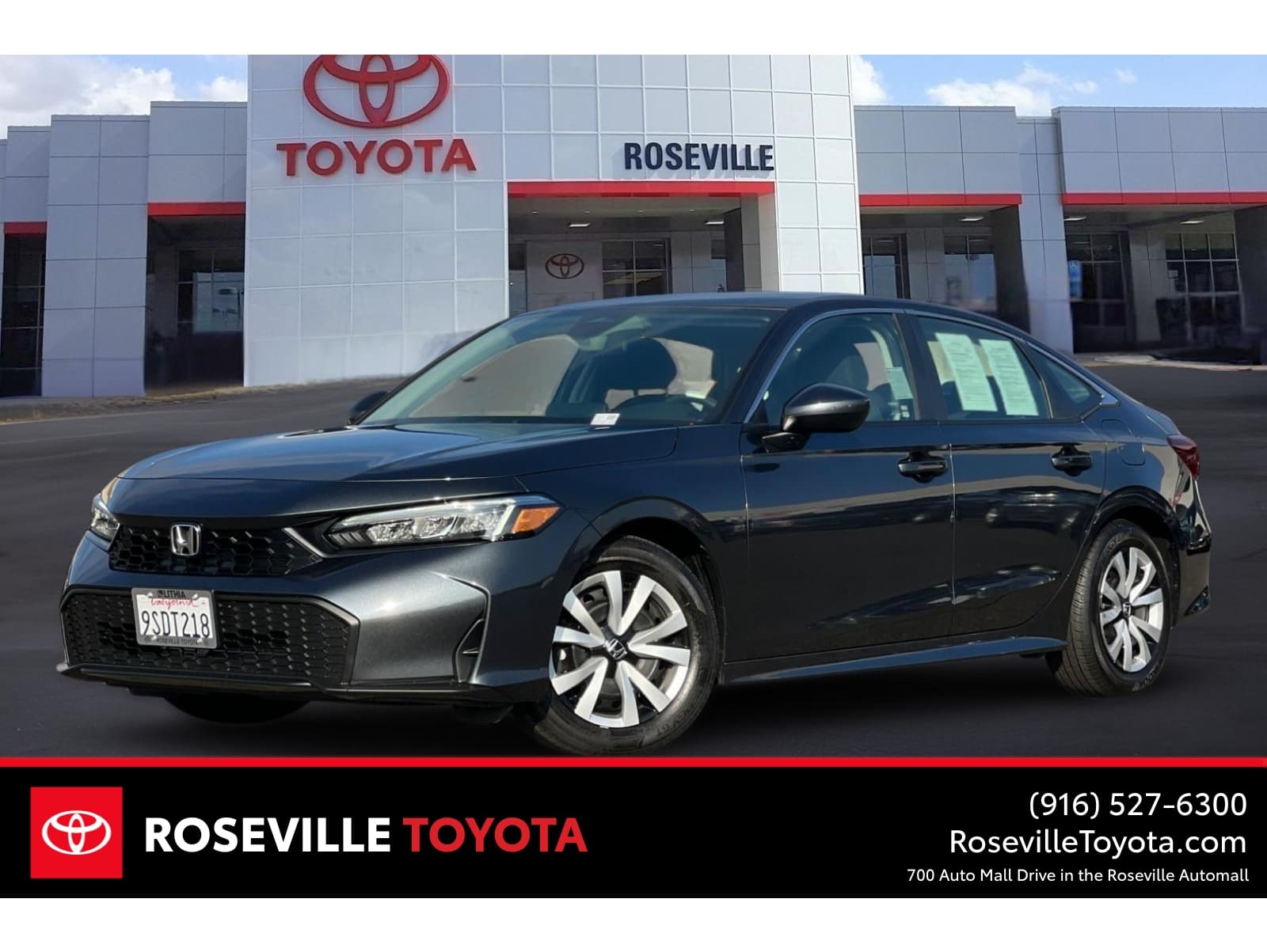 2025 Honda Civic LX's photo