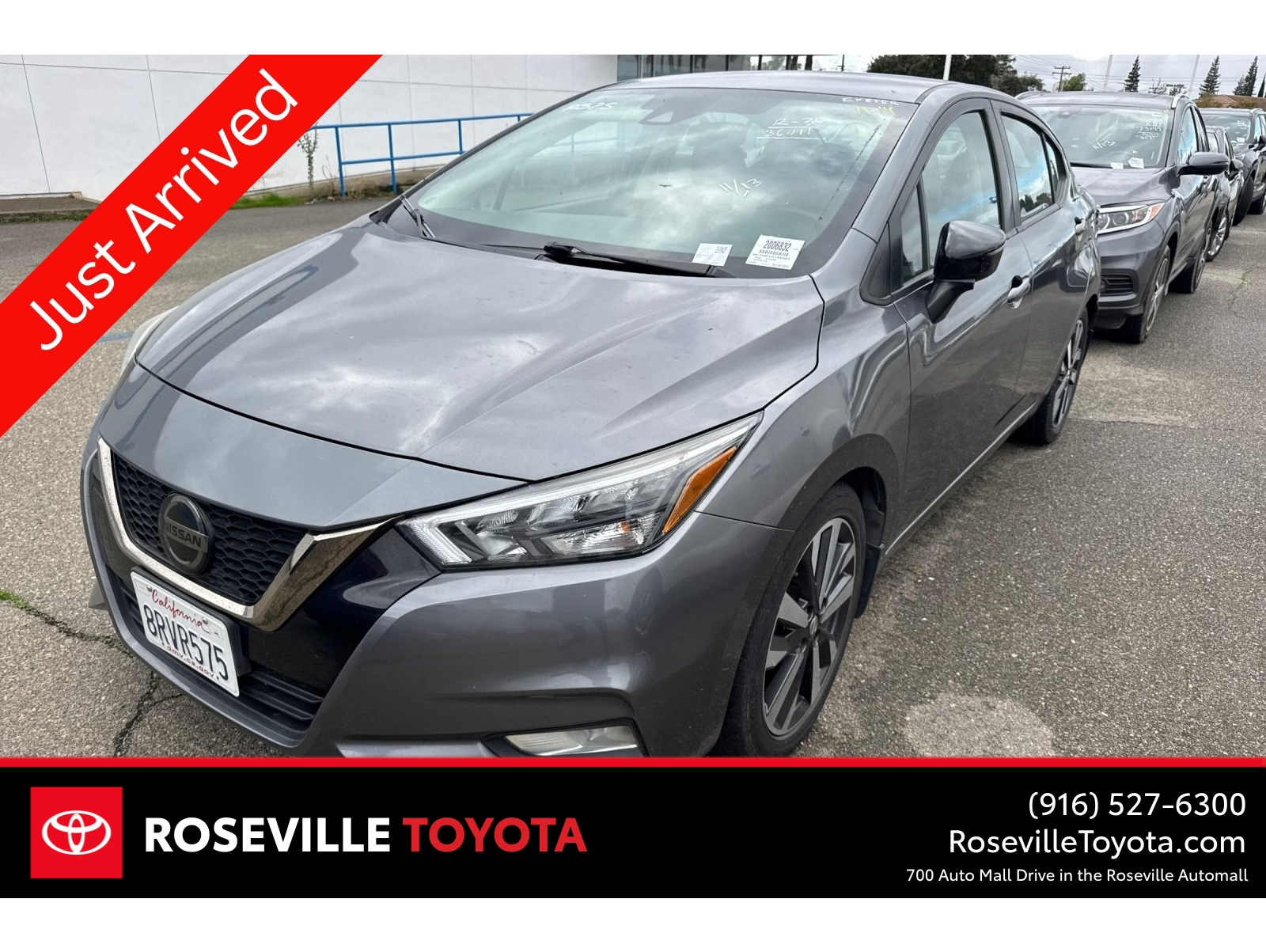 2020 Nissan Versa Sedan SR