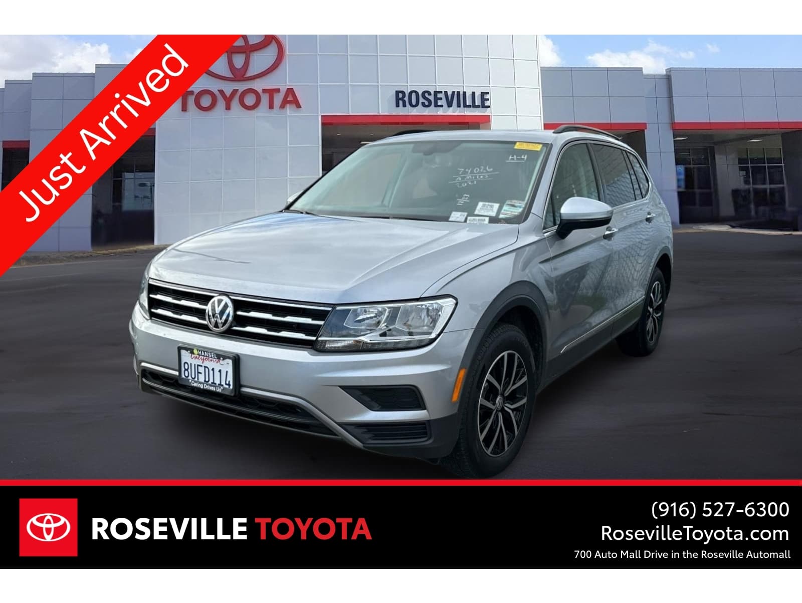 2021 Volkswagen Tiguan SE's photo