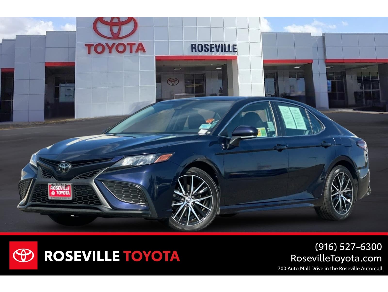 2022 Toyota Camry SE