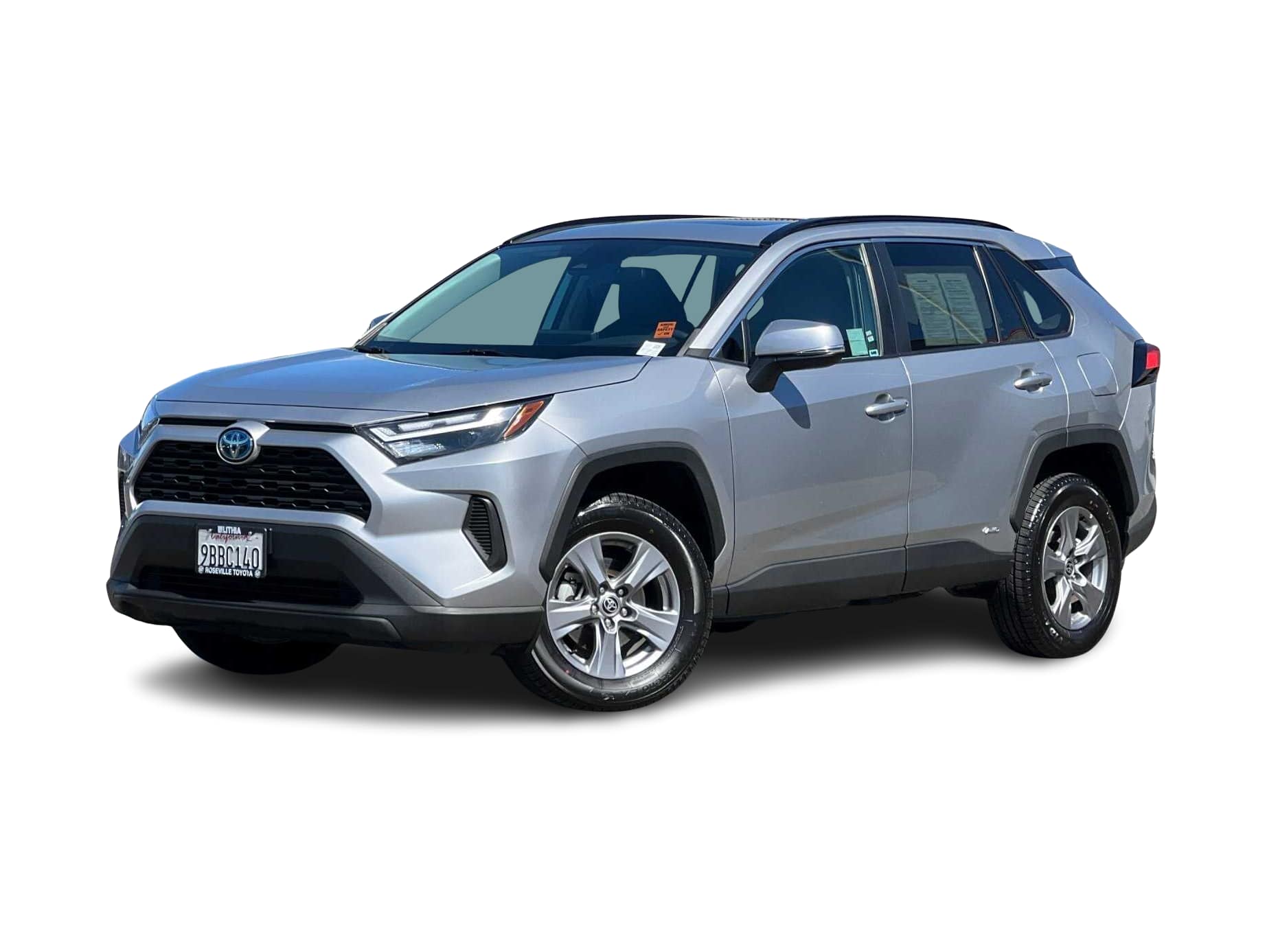 2022 Toyota RAV4 XLE Hero Image
