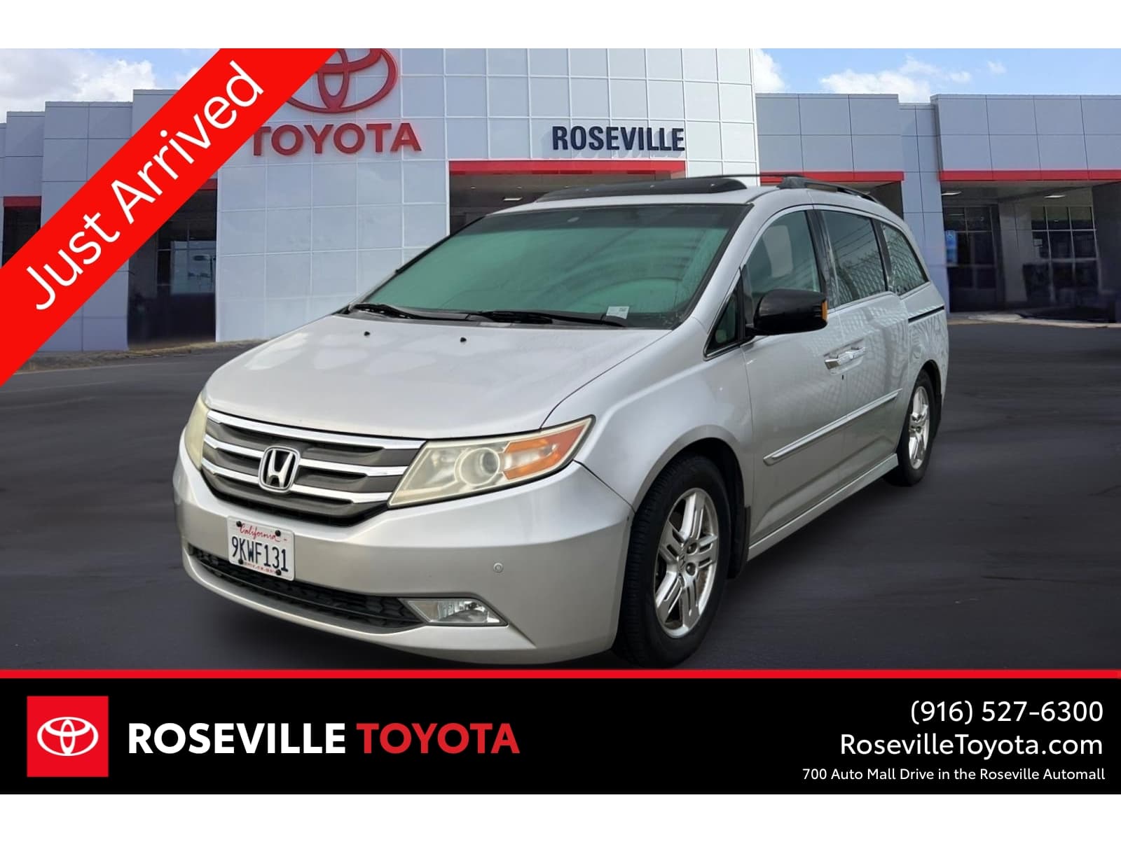 2012 Honda Odyssey Touring's photo