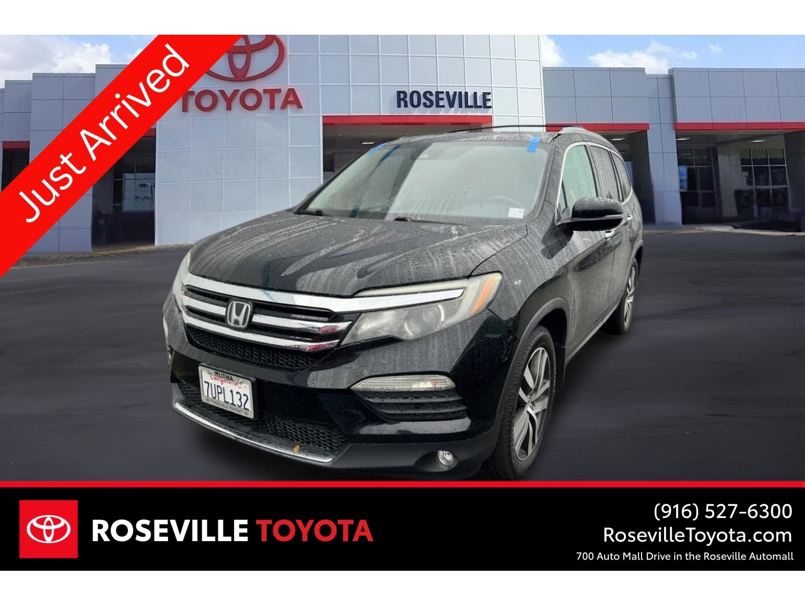 2016 Honda Pilot Elite's photo