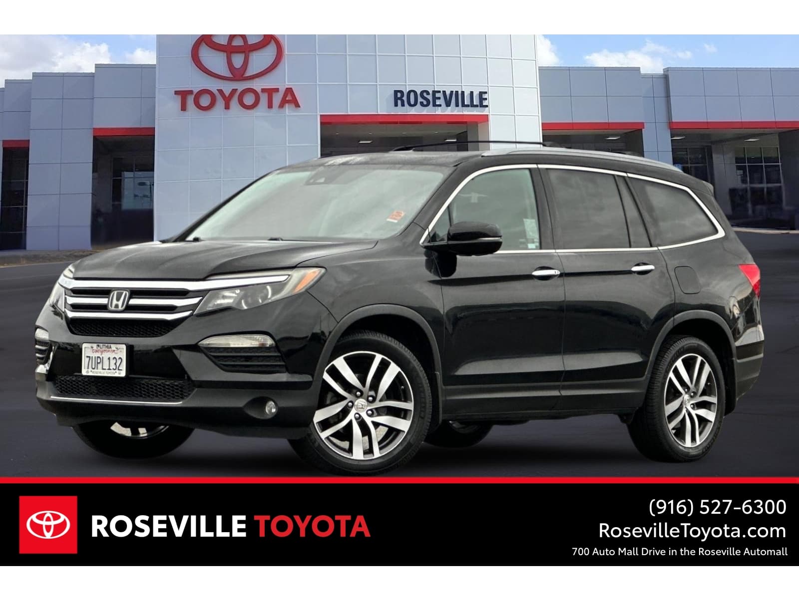 2016 Honda Pilot Elite's photo