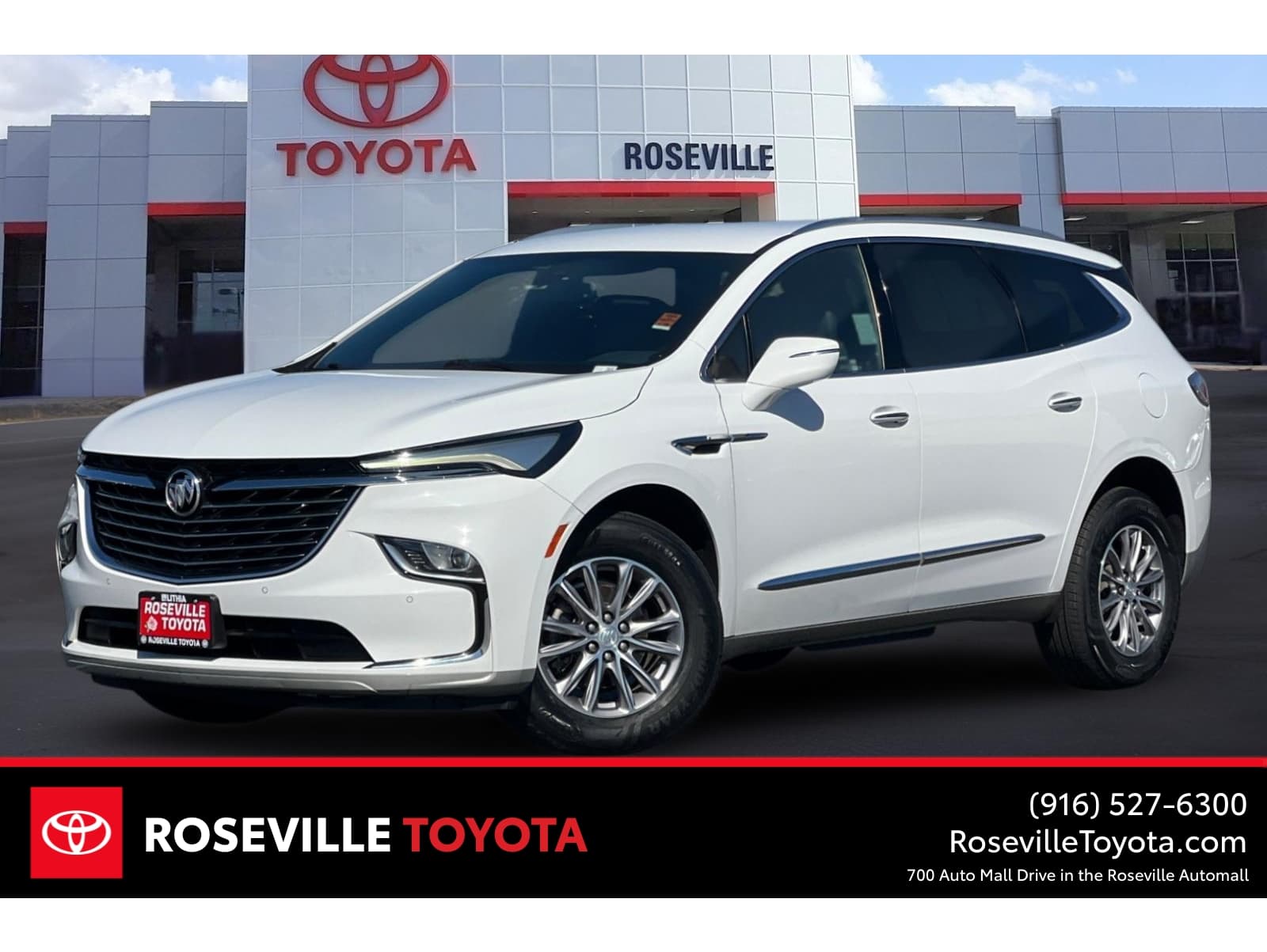 2022 Buick Enclave Essence's photo