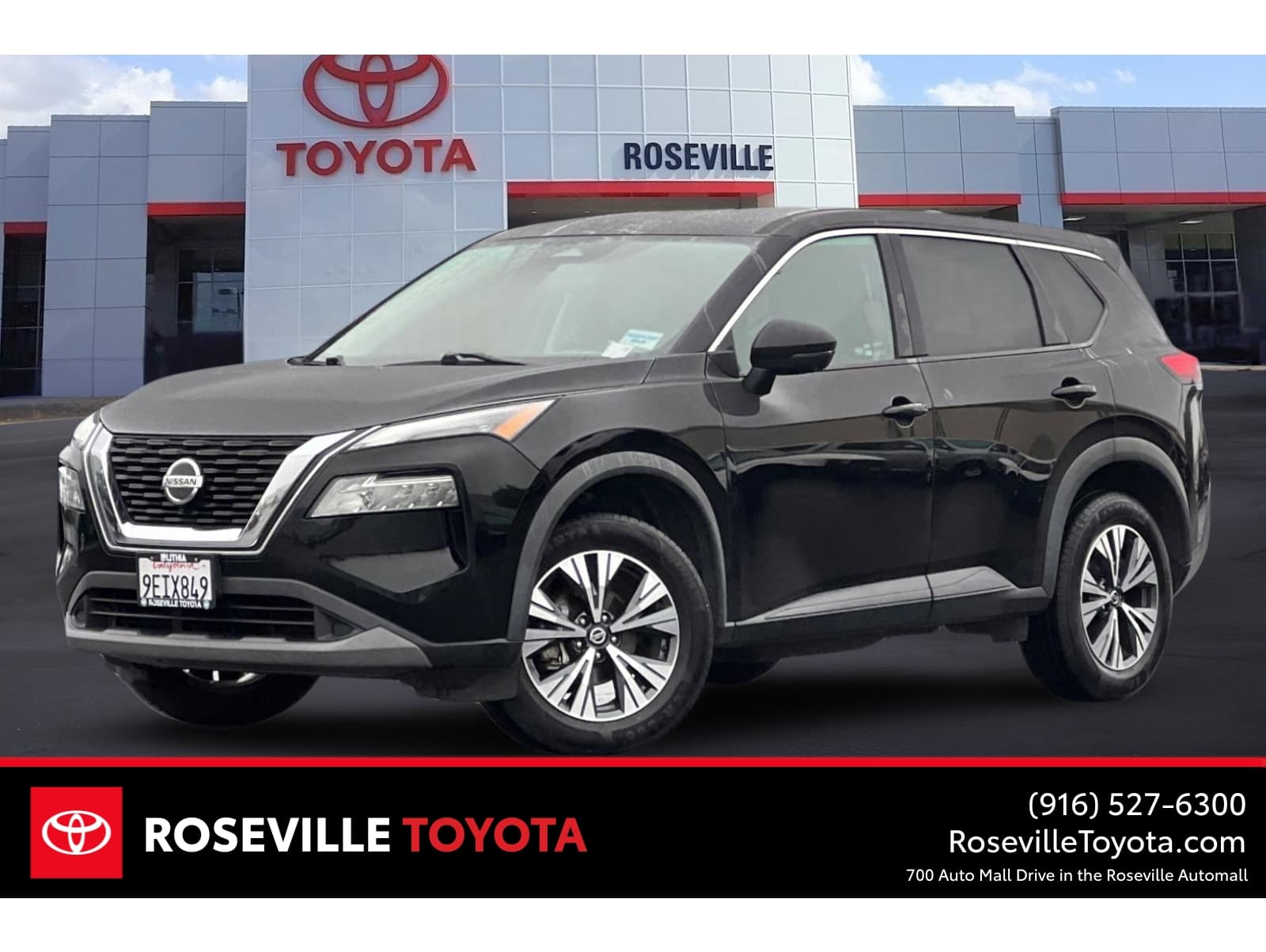 2021 Nissan Rogue SV's photo