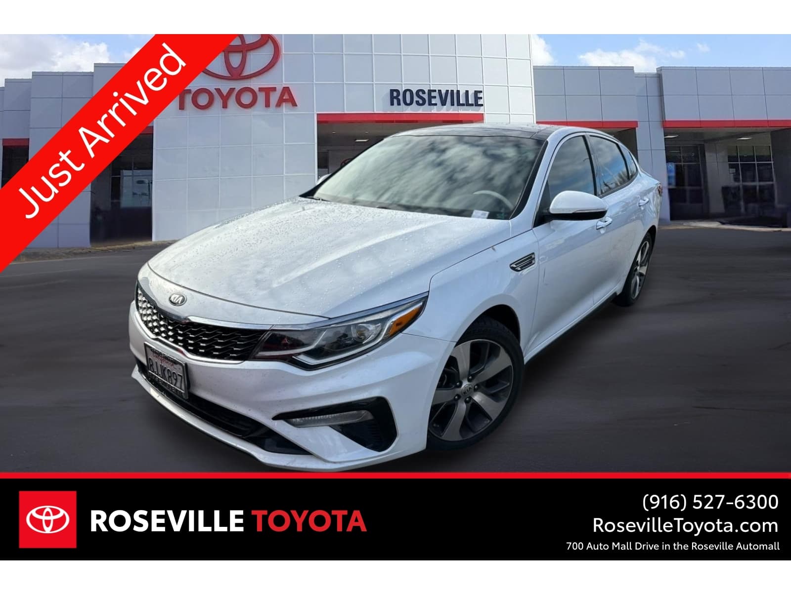 2019 Kia Optima S's photo