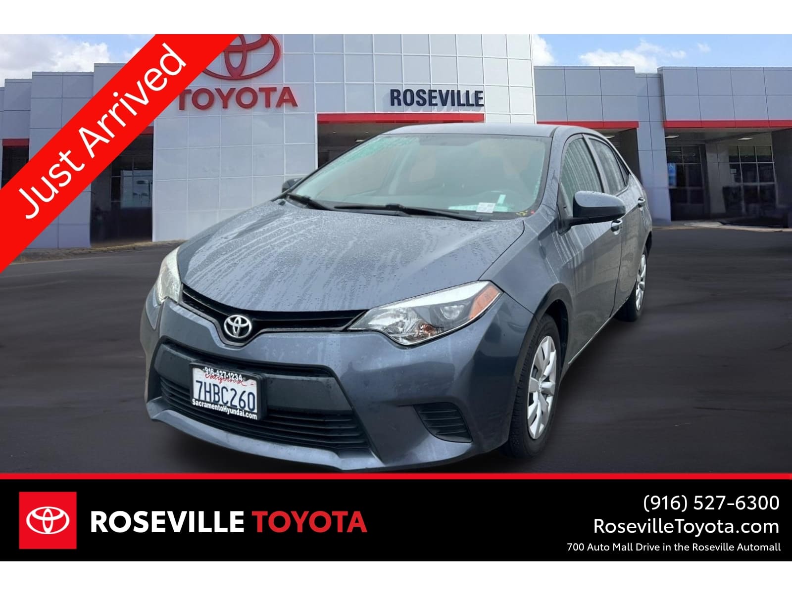 2014 Toyota Corolla LE's photo
