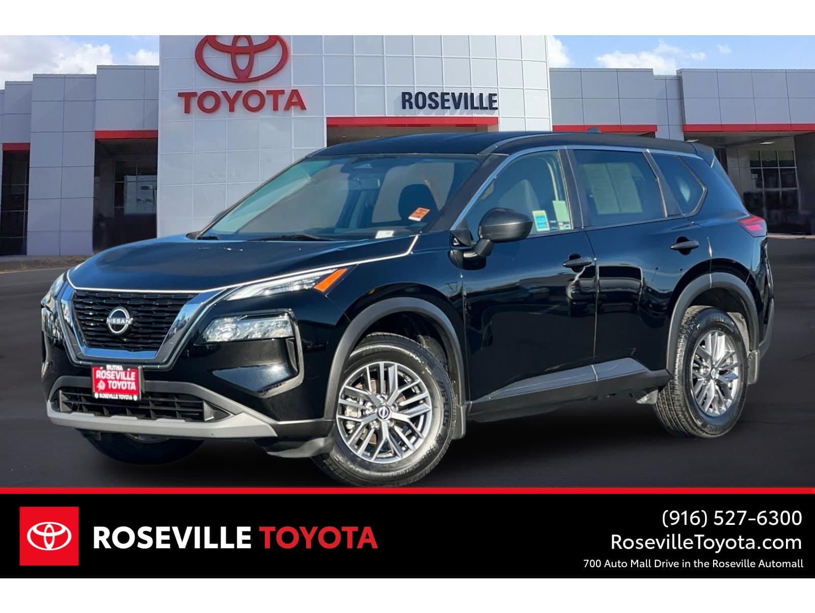 2023 Nissan Rogue S's photo