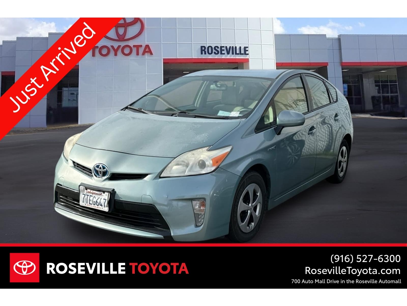 2012 Toyota Prius Two's photo