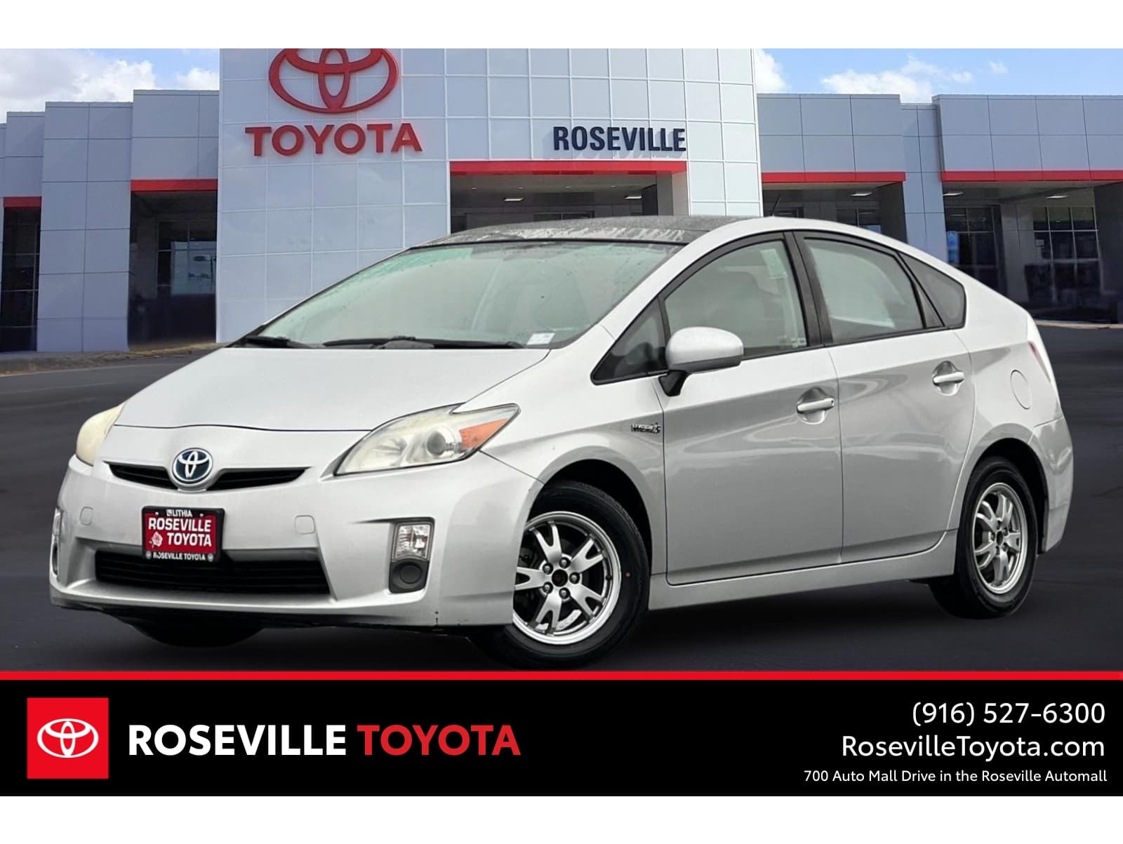 2010 Toyota Prius IV's photo