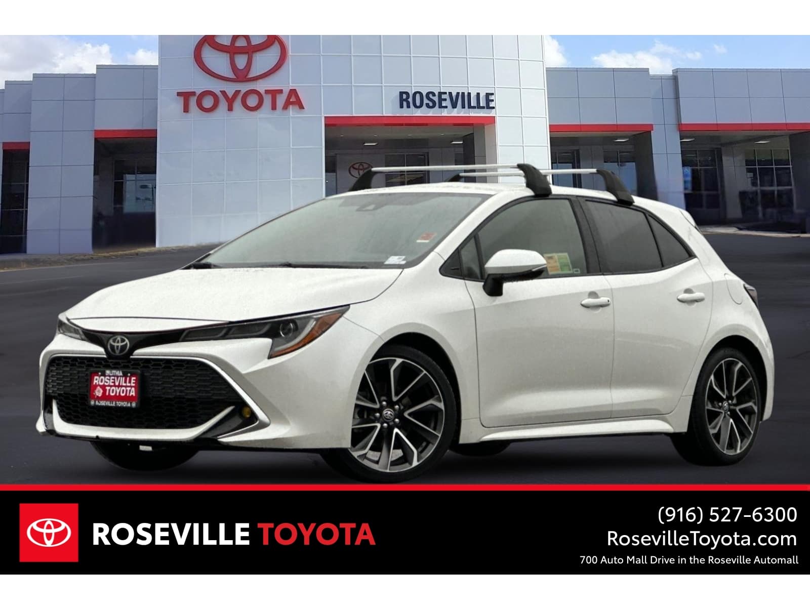 2019 Toyota Corolla Hatchback XSE's photo