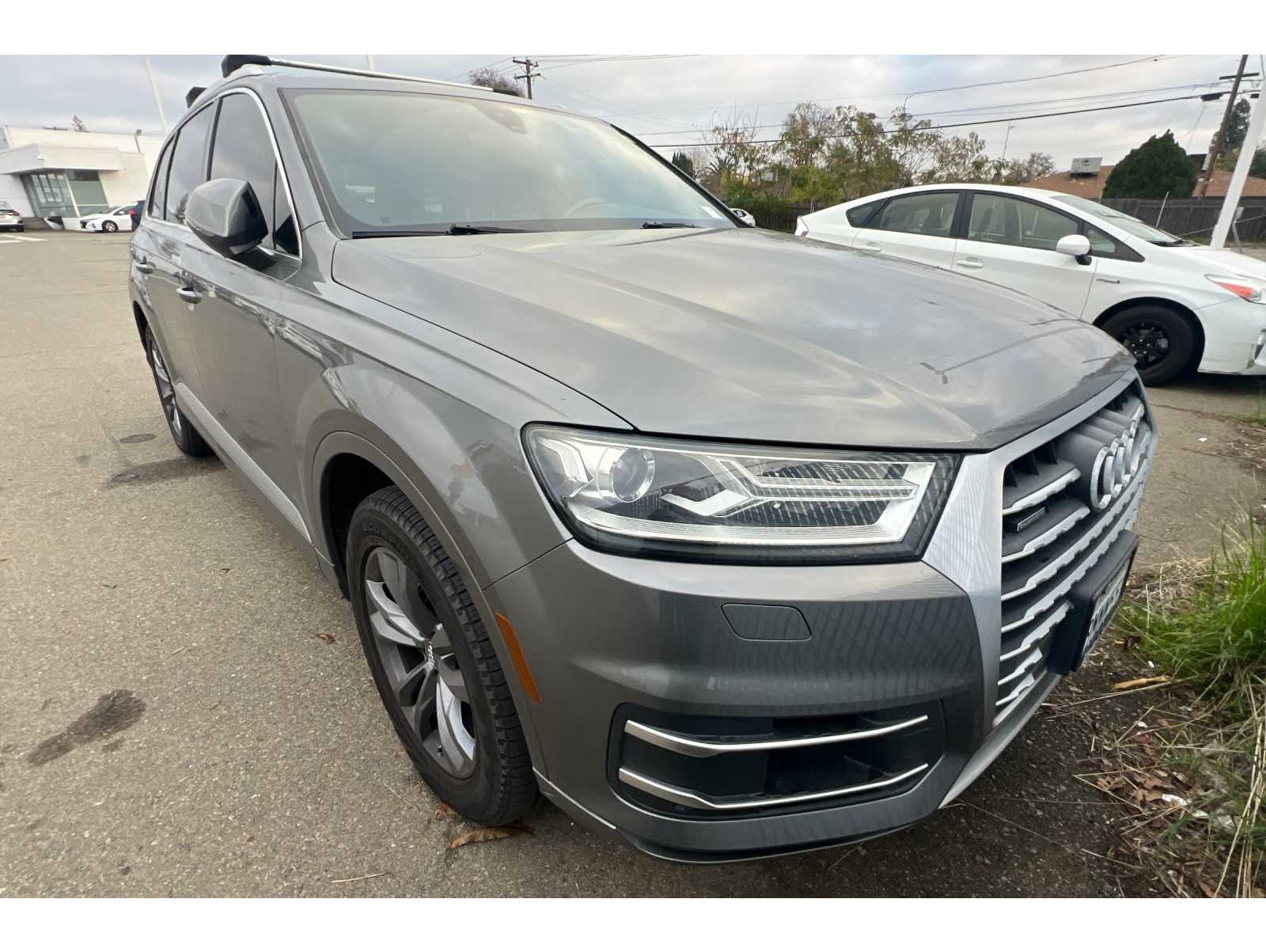 2017 Audi Q7 Premium Plus's photo